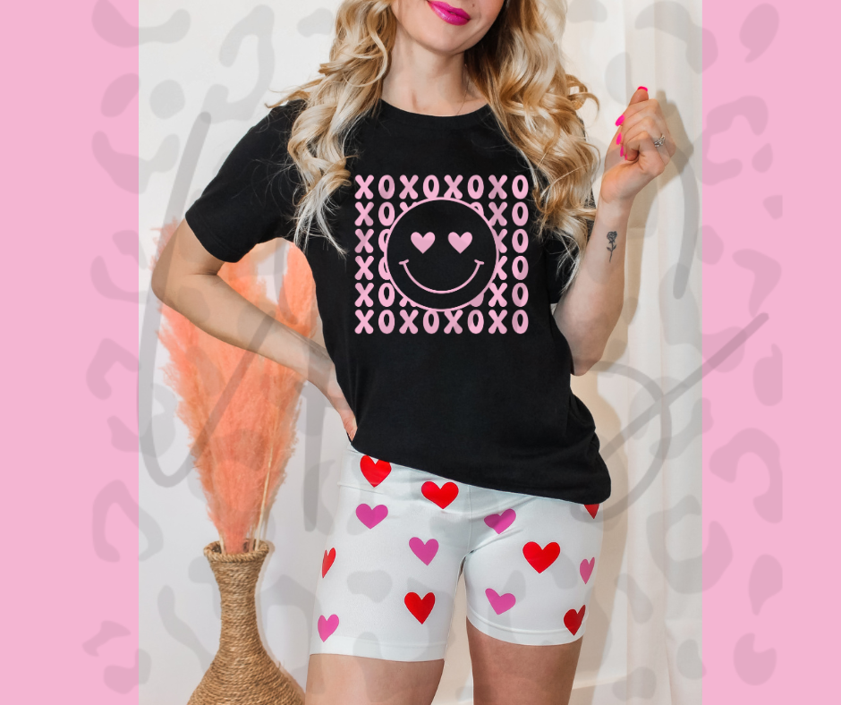 Smiley Face XOXO Tee – Wear Your Happy Era With Hugs Kisses & Good Vibes